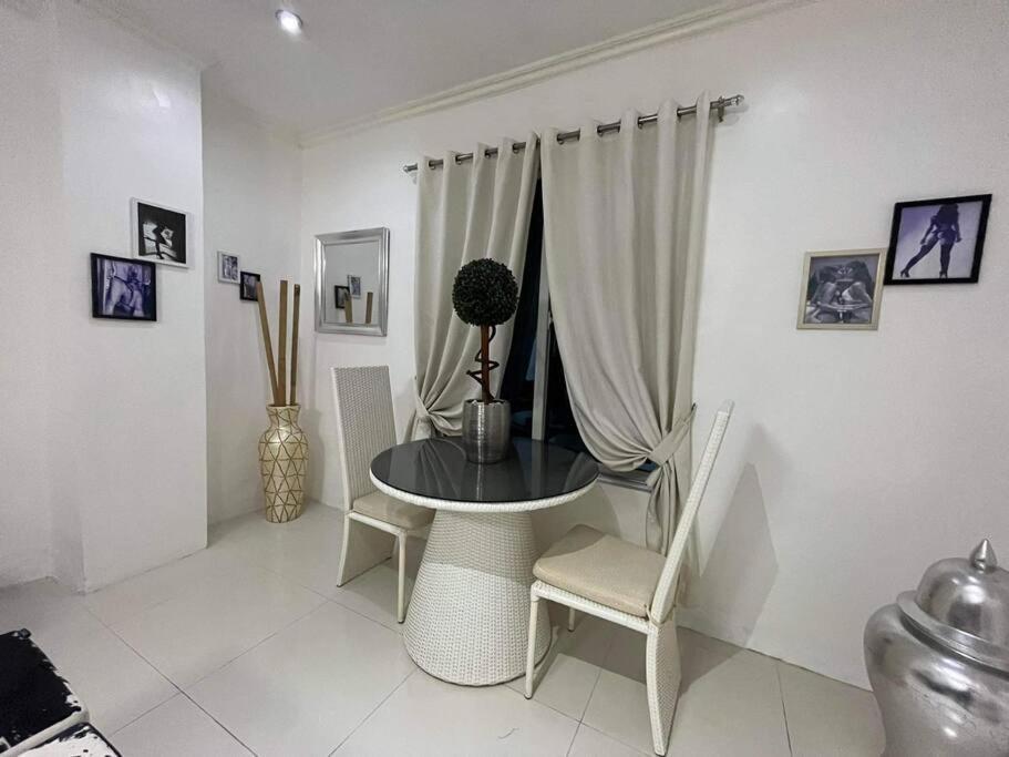 Kandi Big 1 Bedroom King Bed, Free Housekeeping, Wi-Fi Angeles Eksteriør billede